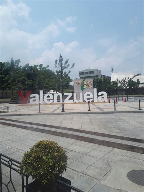 Valenzuela – Travel guide at Wikivoyage.